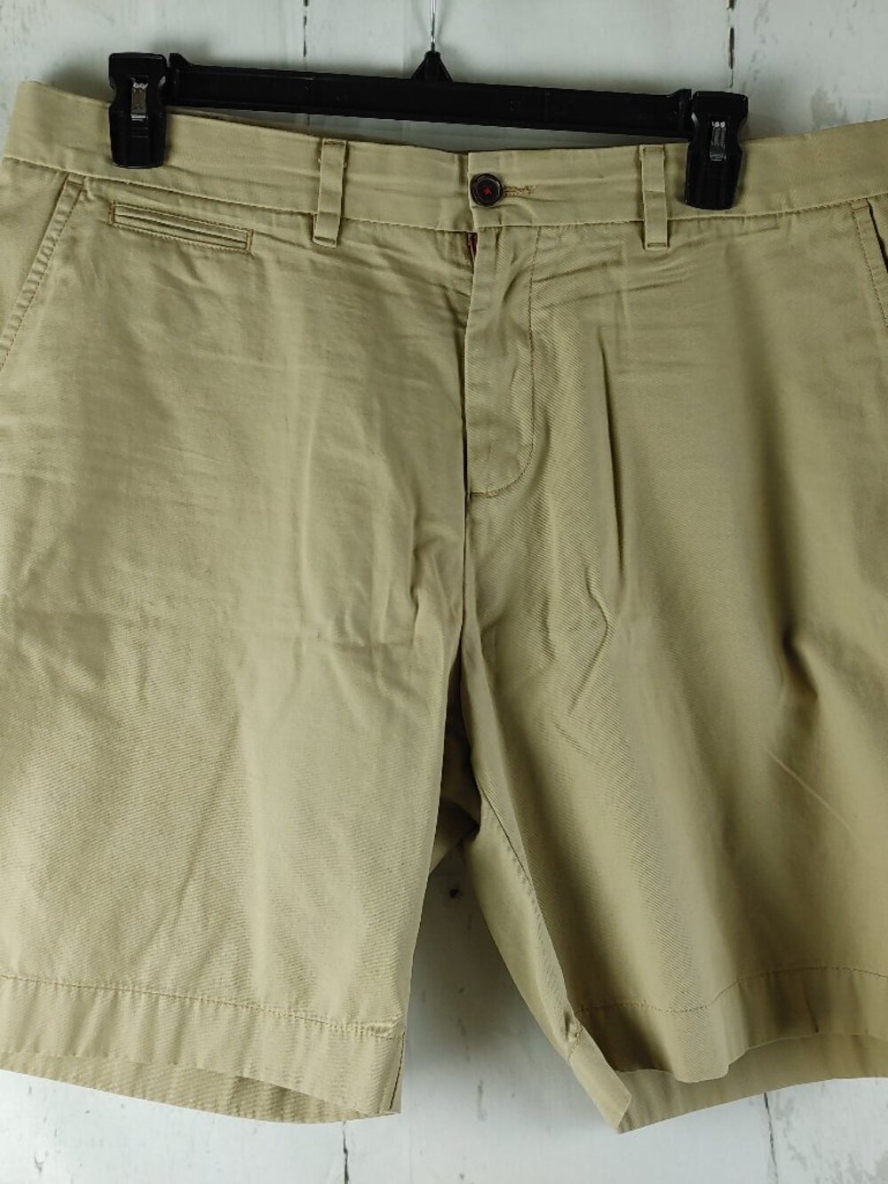 Tommy Hilfiger Men's Khaki Desert Tan Chino Shorts Size 38 Flat Front 38x8.5